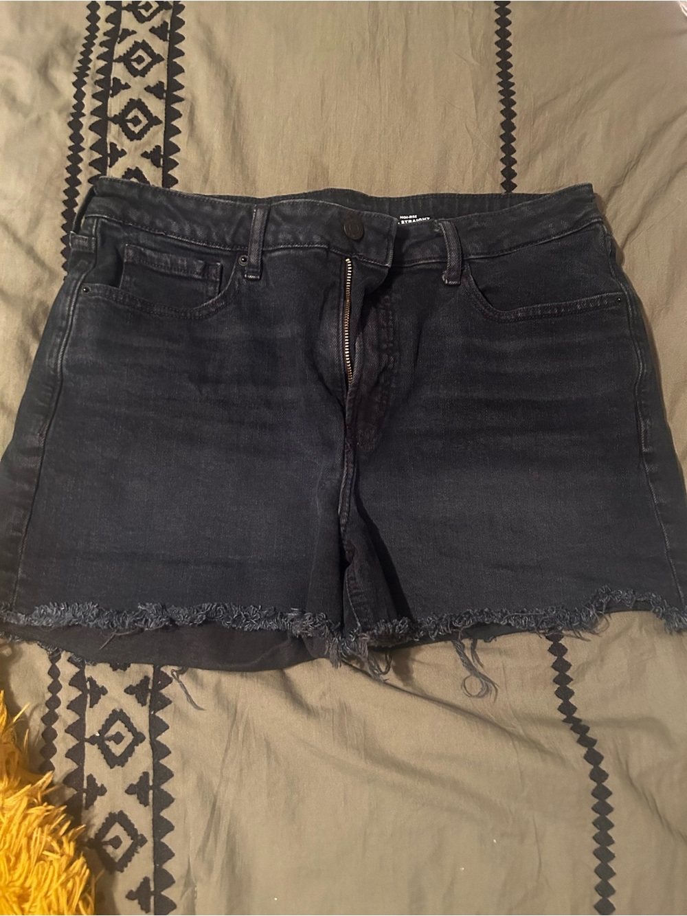 Old Navy High Rise OG Straight Black Frayed Hem Denim Shorts